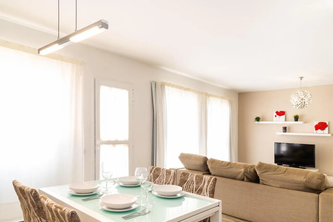 Casa Gema - Sunny Apartment Corralejo