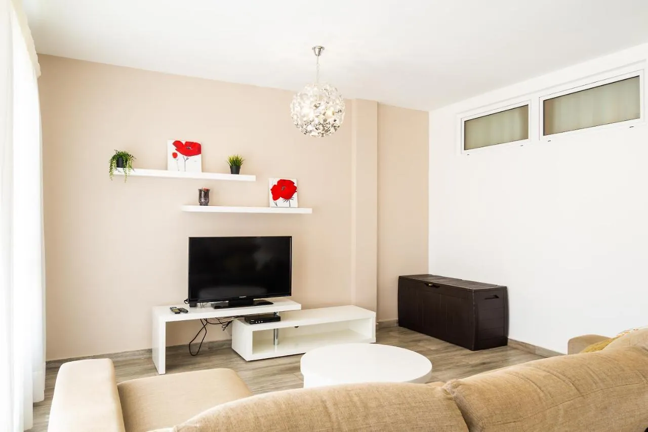 Casa Gema - Sunny Apartment Corralejo