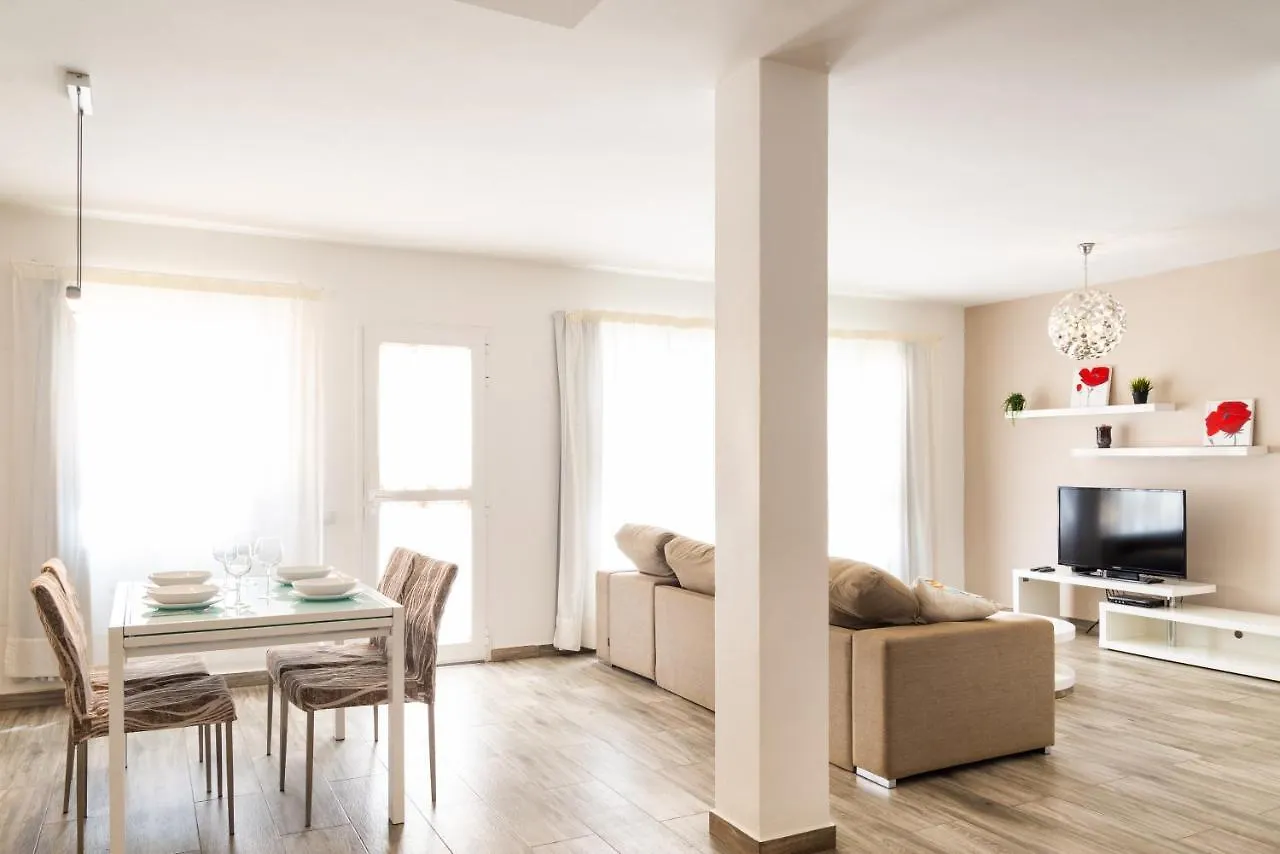 Casa Gema - Sunny Apartment Corralejo