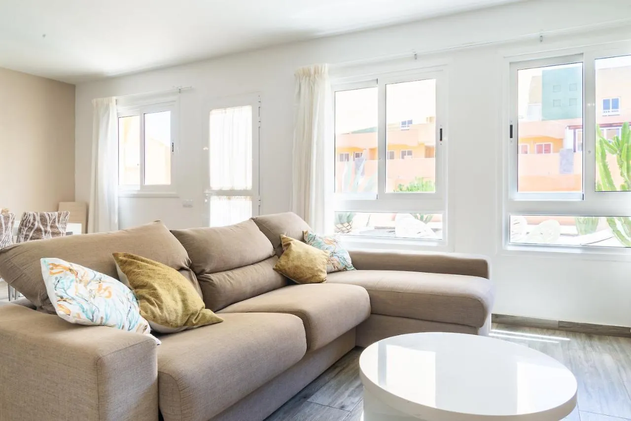 Casa Gema - Sunny Apartment Corralejo